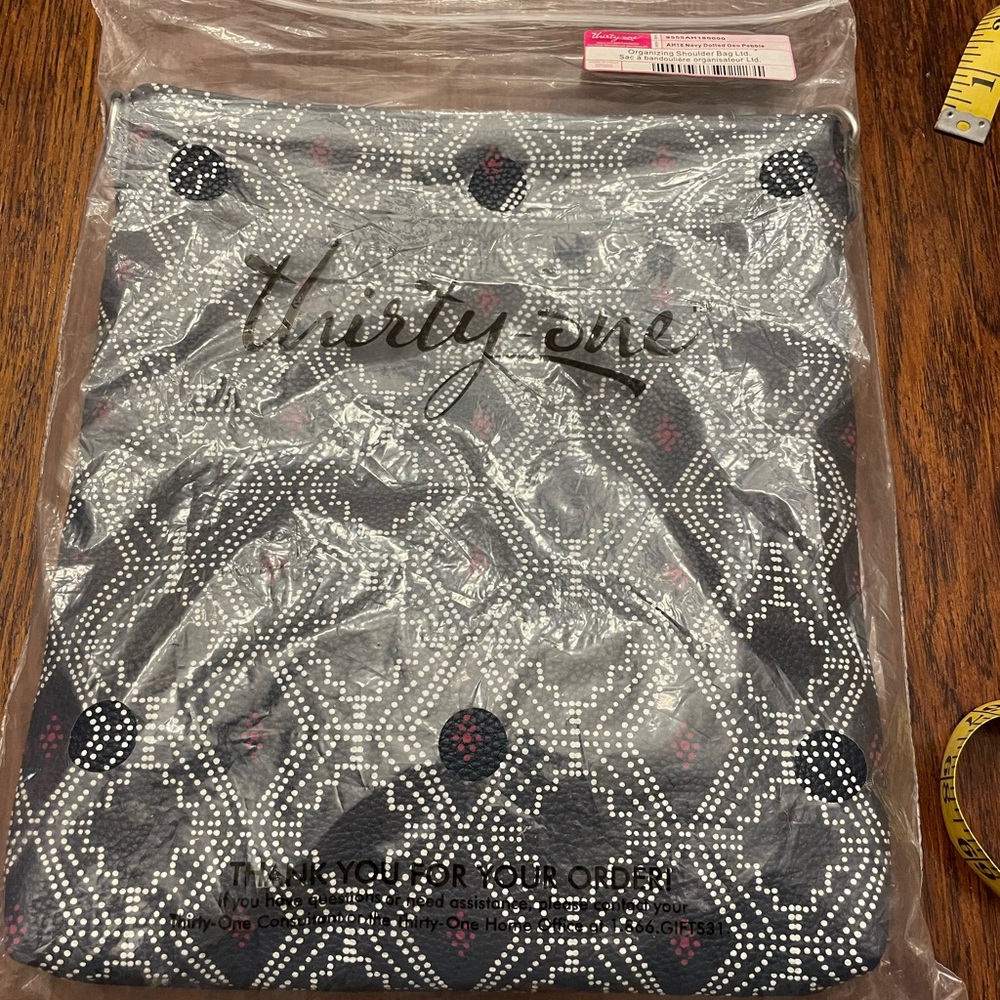 Thirty-One Navy Dotted Geo Pebble Bag